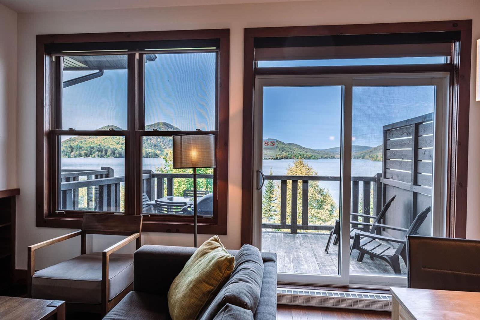 Lakefront Mountain View - Resort Loft Lac Superieur Luaran gambar
